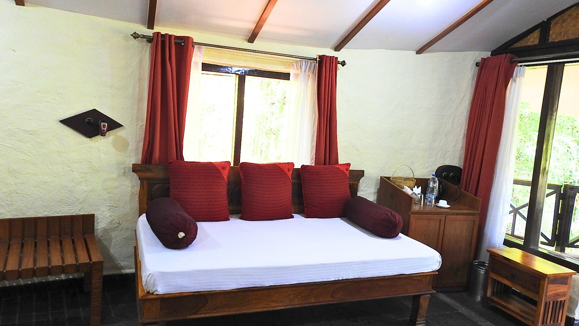 hotel in bandhavgarh national park